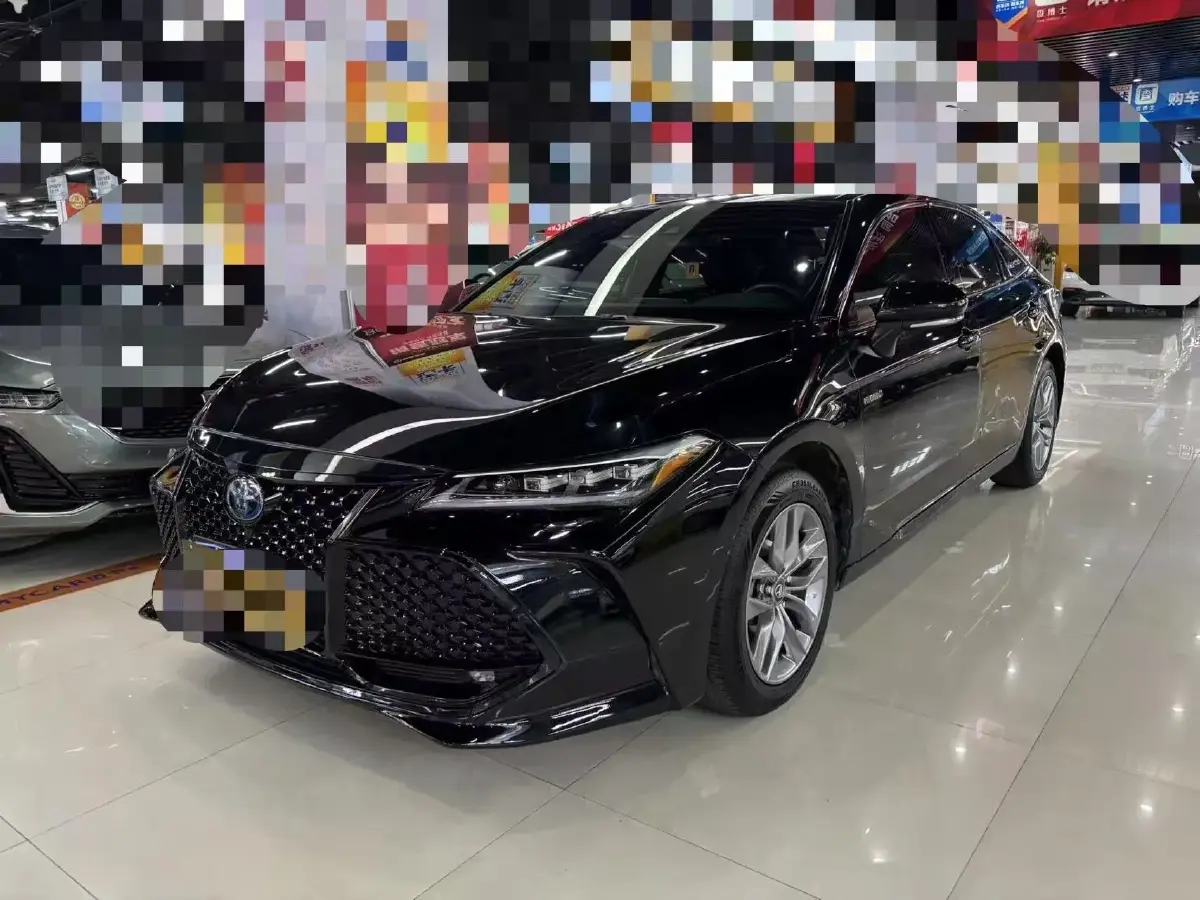 2019 Toyota Avalon 2.5L 178HP L4 E-CVT Hybrid