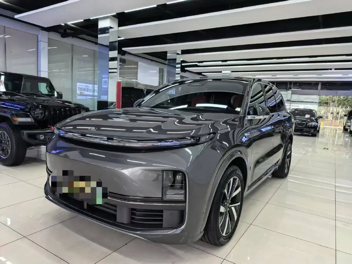 2023 Li L8 Range Extended 154HP REEV 40.9KWH