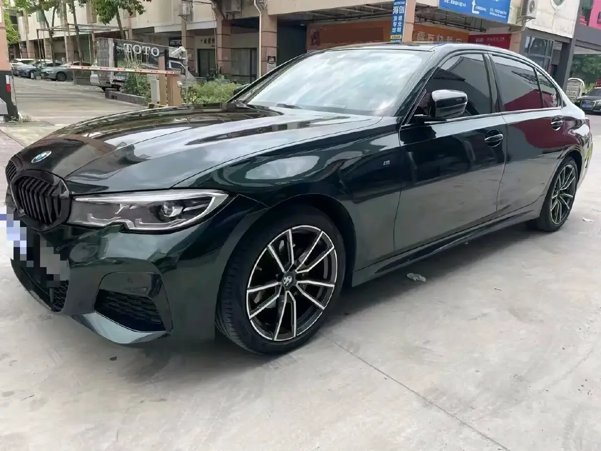 2022 BMW 3 Series 2.0T 184HP L4 8AT