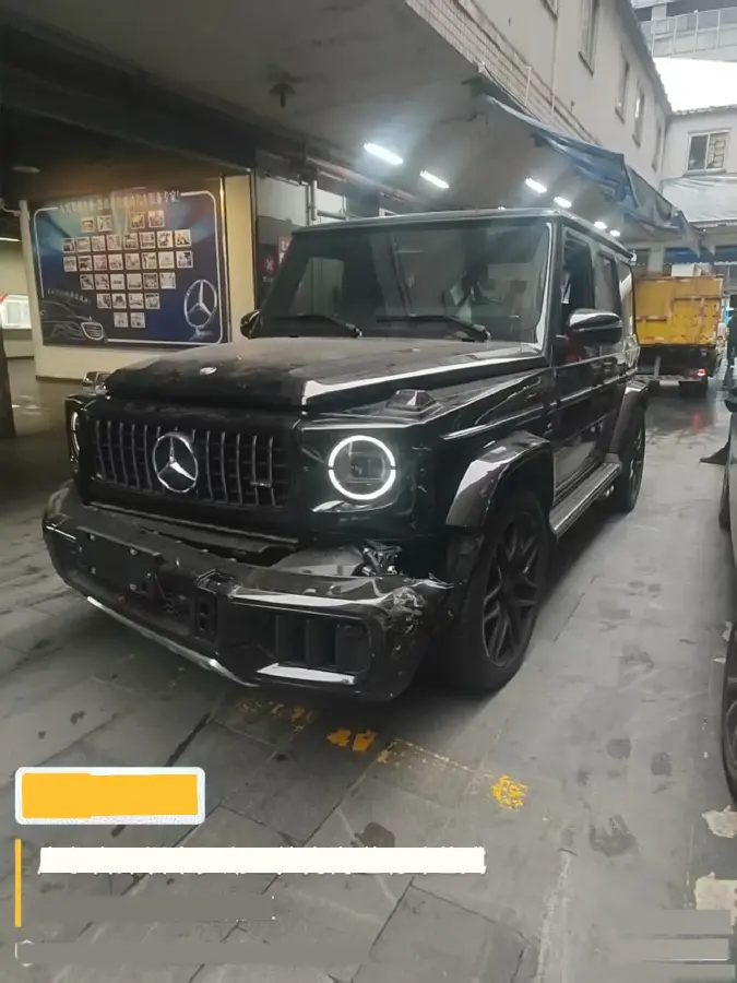 2025 Mercedes-Benz G AMG 4.0T 585HP V8 9AT