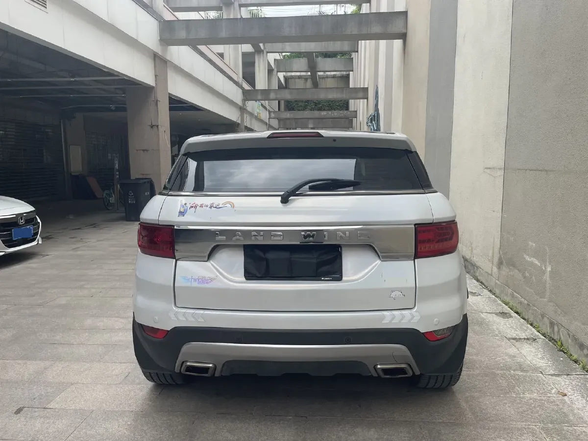 2016 Landwind X7 2.0T 190HP L4 8AT,autocango,china used car exporter,china ev exporter,chinese used car exporter,chinese used ev exporter