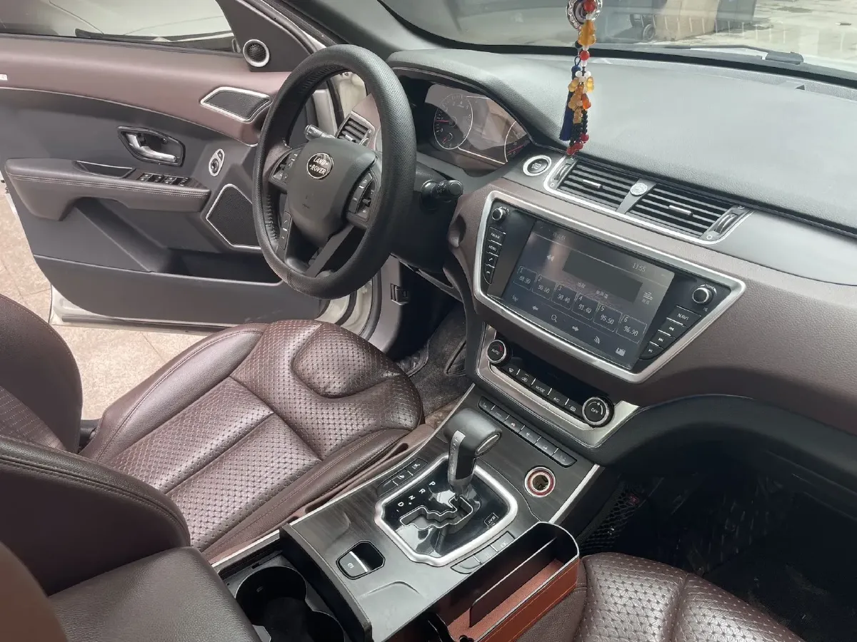 2016 Landwind X7 2.0T 190HP L4 8AT,autocango,china used car exporter,china ev exporter,chinese used car exporter,chinese used ev exporter