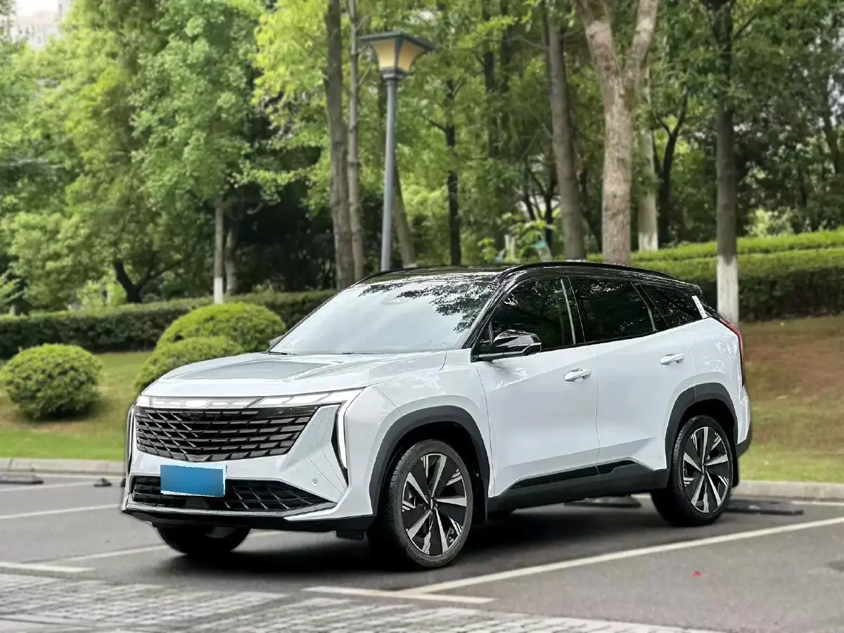 2024 Geely StarRay 1.5T 181HP L4 7DCT 2024 Geely StarRay 1.5T 181HP L4 7DCT