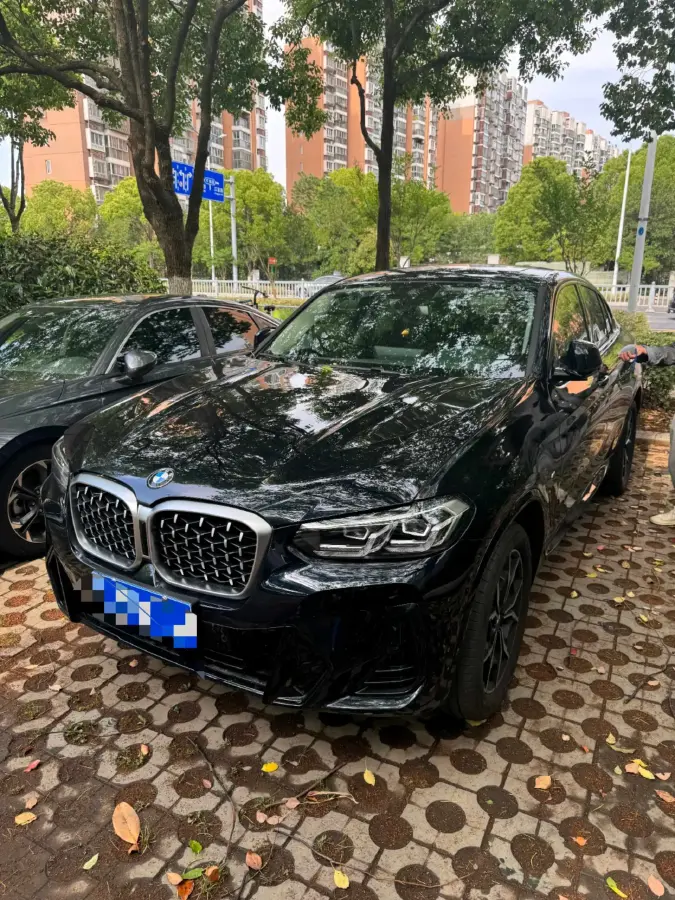2022 BMW X4 2.0T 245HP L4 8AT