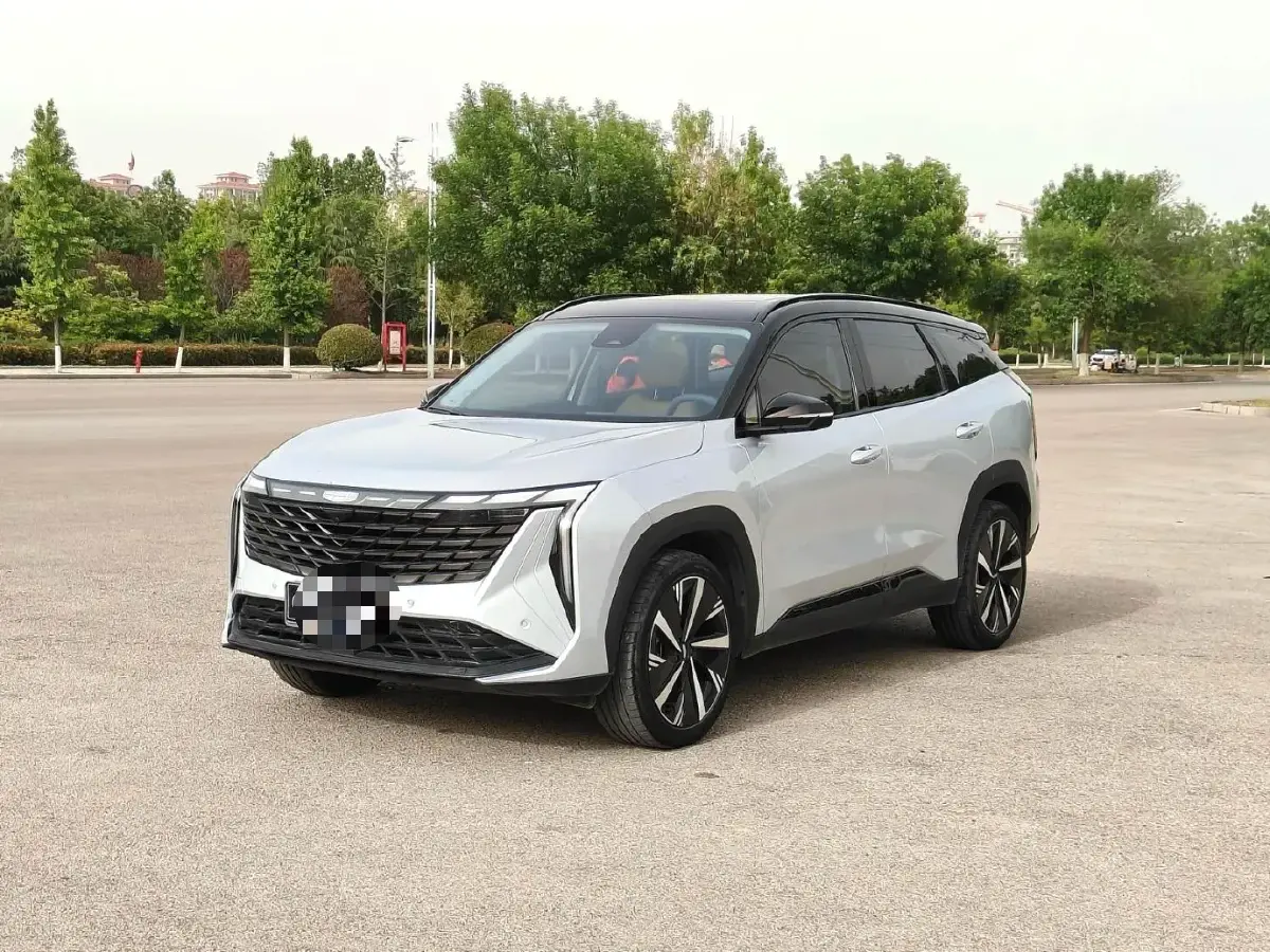 2023 Geely StarRay 1.5T 181HP L4 7DCT