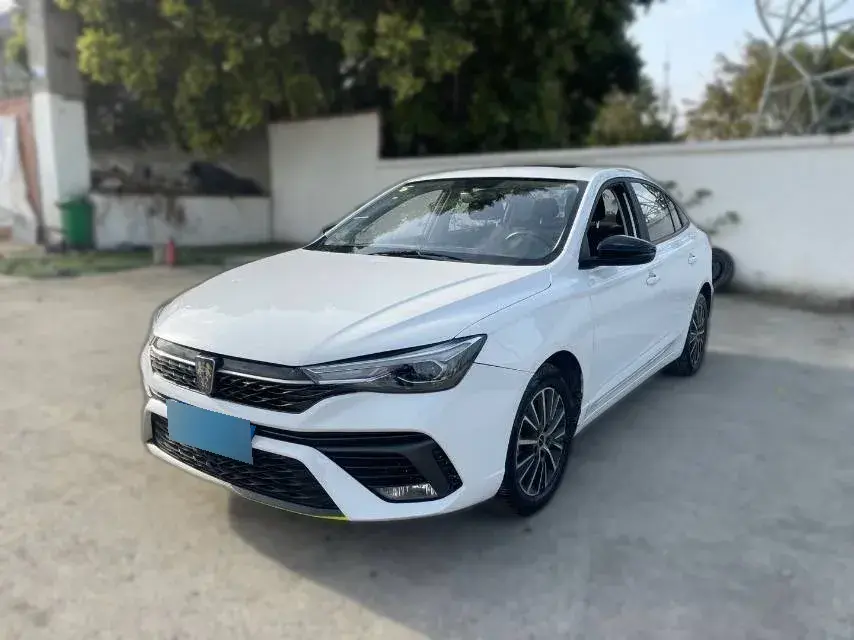 2021 Roewe i5 1.5L 120HP L4 CVT