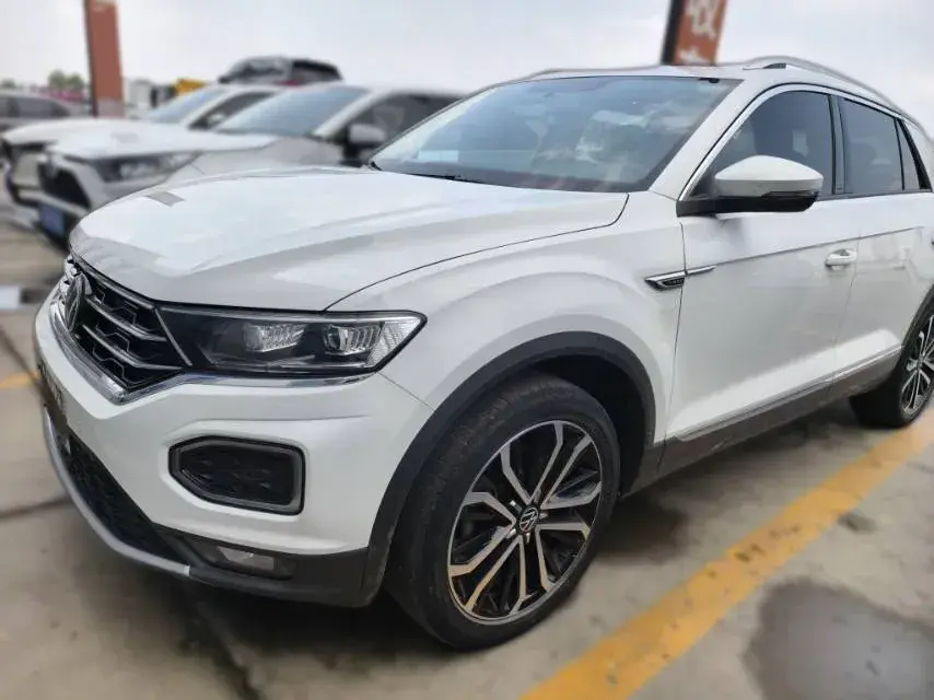 2022 Volkswagen T-Roc 1.4T 150HP L4 7DCT