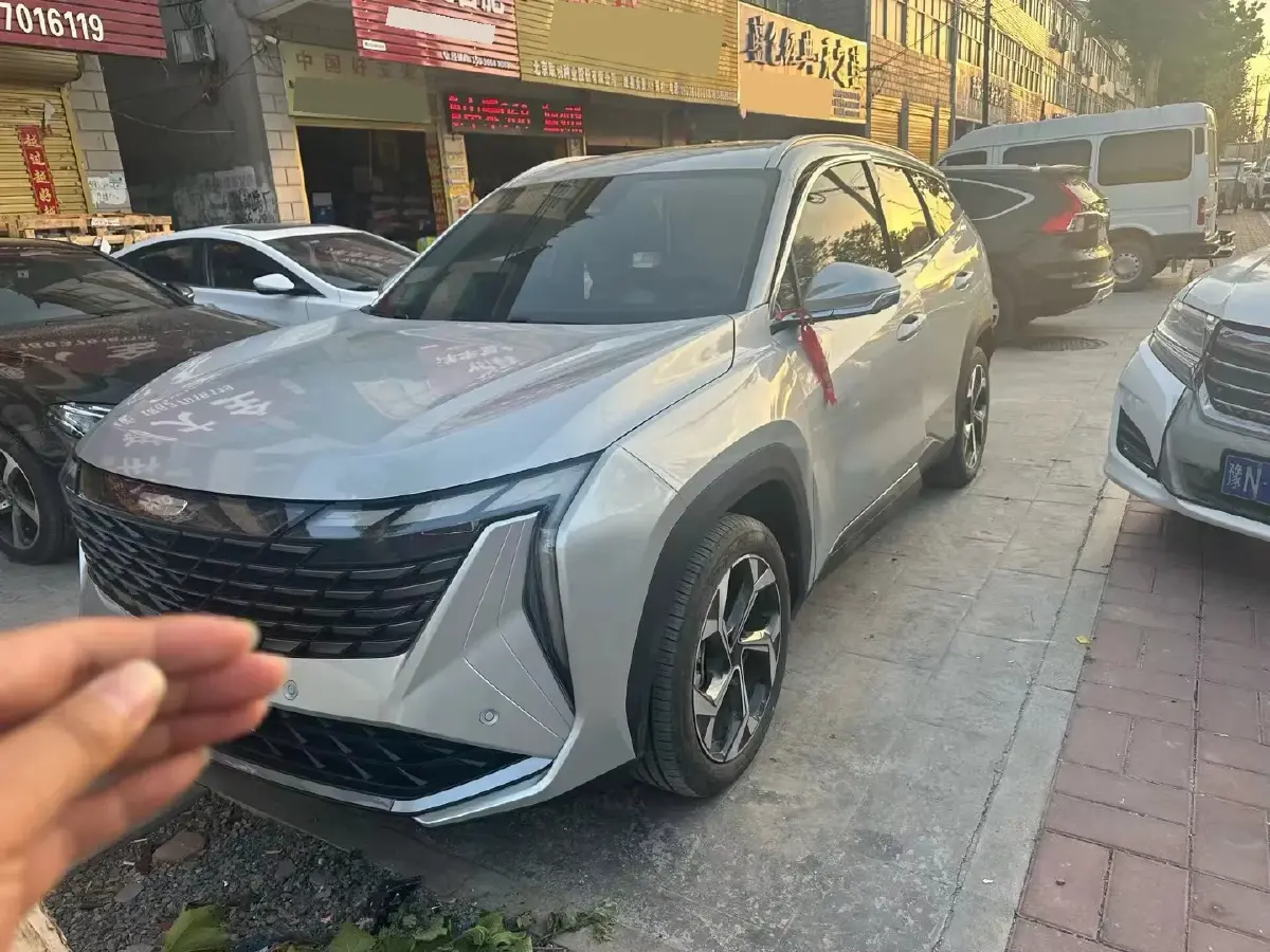 2023 Geely StarRay 1.5T 181HP L4 7DCT