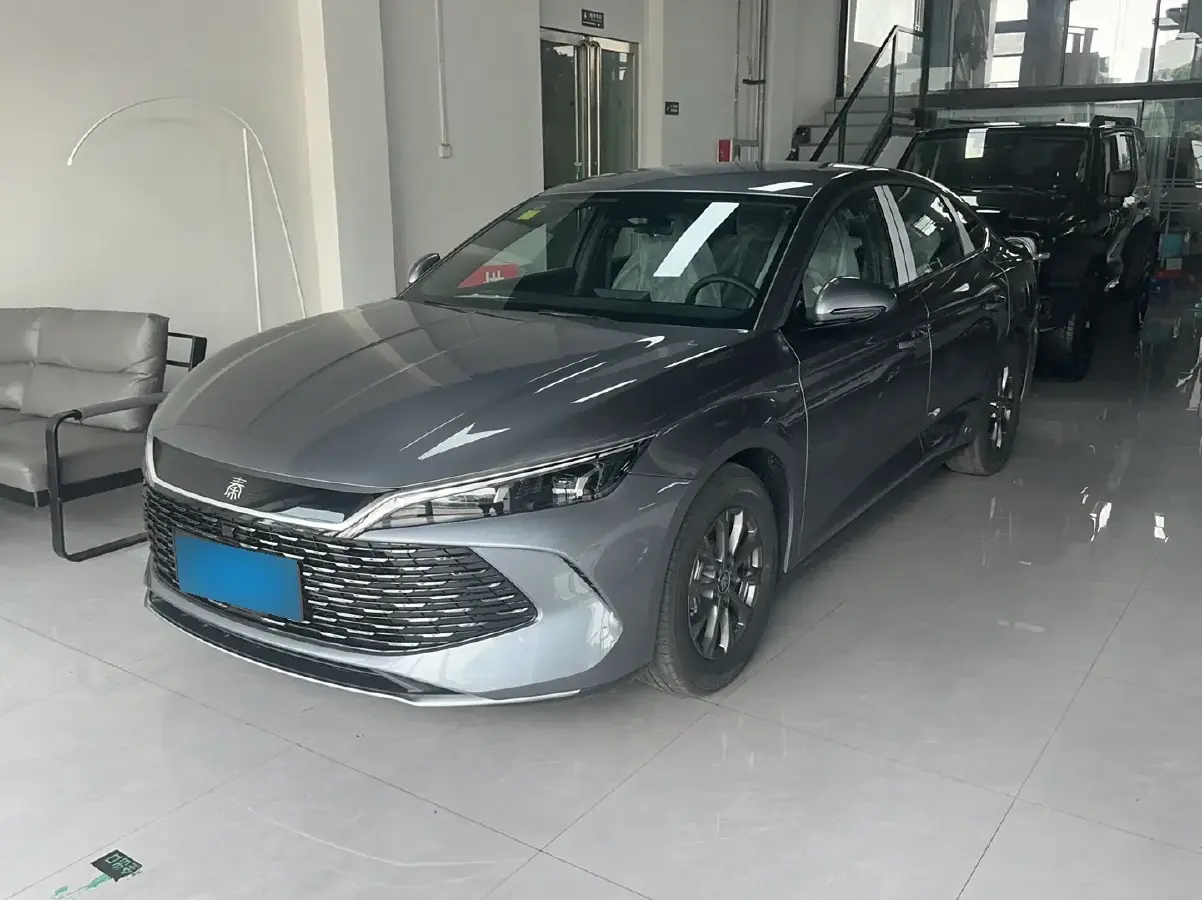 2024 BYD QinL 1.5L 101HP L4 E-CVT PHEV 10.08KWH