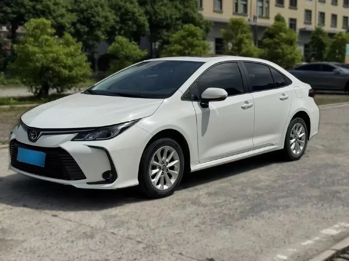 2021 Toyota Corolla 1.2T 116HP L4 CVT