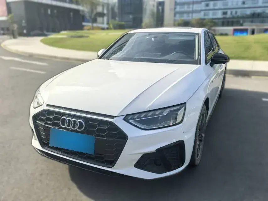 2020 Audi A4L 2.0T 190HP L4 7DCT