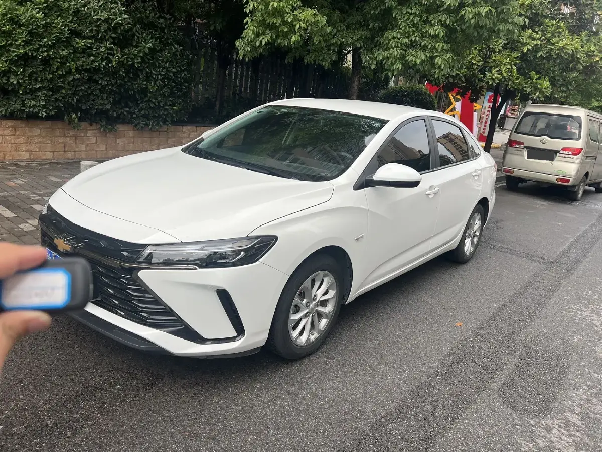 2023 Chevrolet Monza 1.5L 113HP L4 6DCT