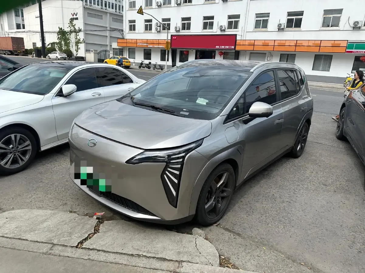 2023 Aion Y BEV 61.7KWH