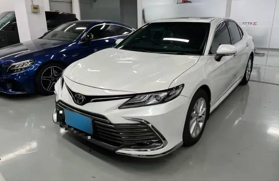 2021 Toyota Camry 2.0L 178HP L4 CVT