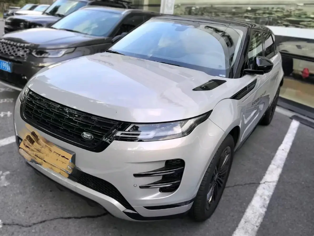 2024 Land Rover Range Rover Evoque 2.0T 249HP L4 9AT