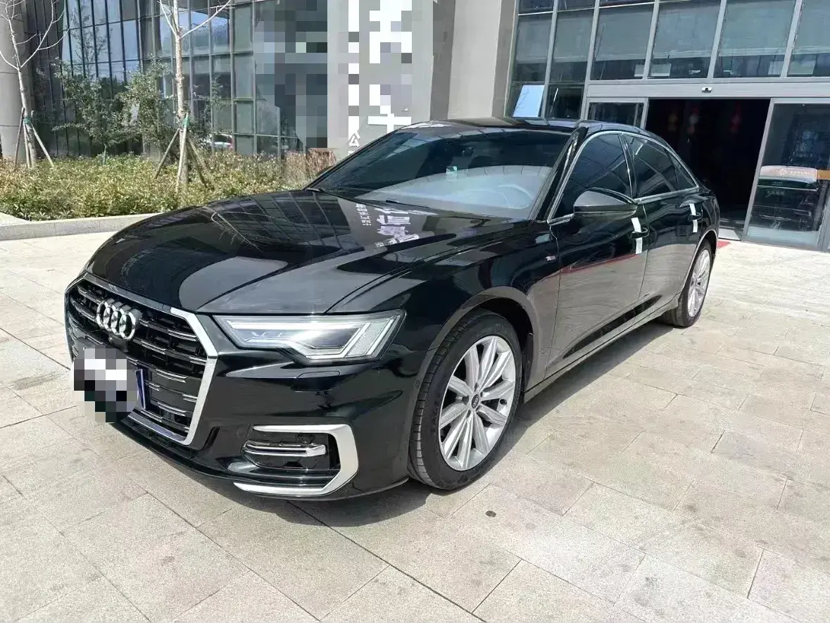 2024 Audi A6L 2.0T 245HP L4 7DCT