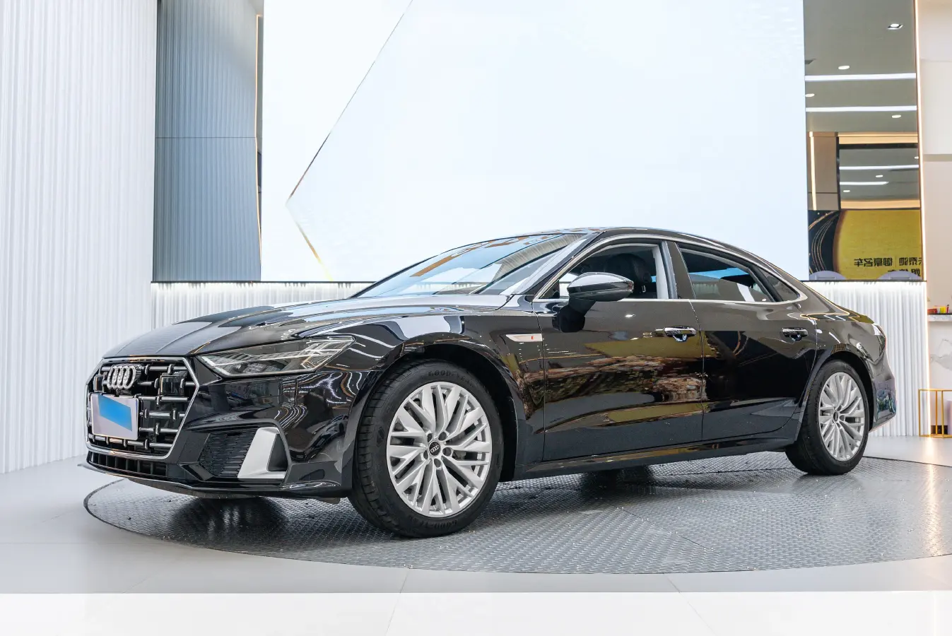 2024 Audi A7L 2.0T 245HP L4 7DCT