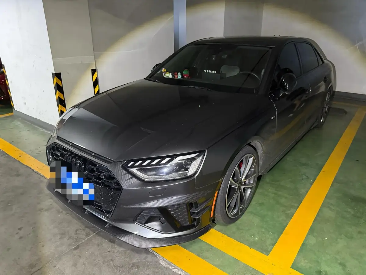 2022 Audi A4L 2.0T 252HP L4 7DCT