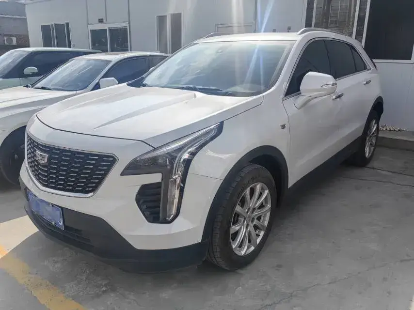 2022 Cadillac XT4 2.0T 237HP L4 9AT
