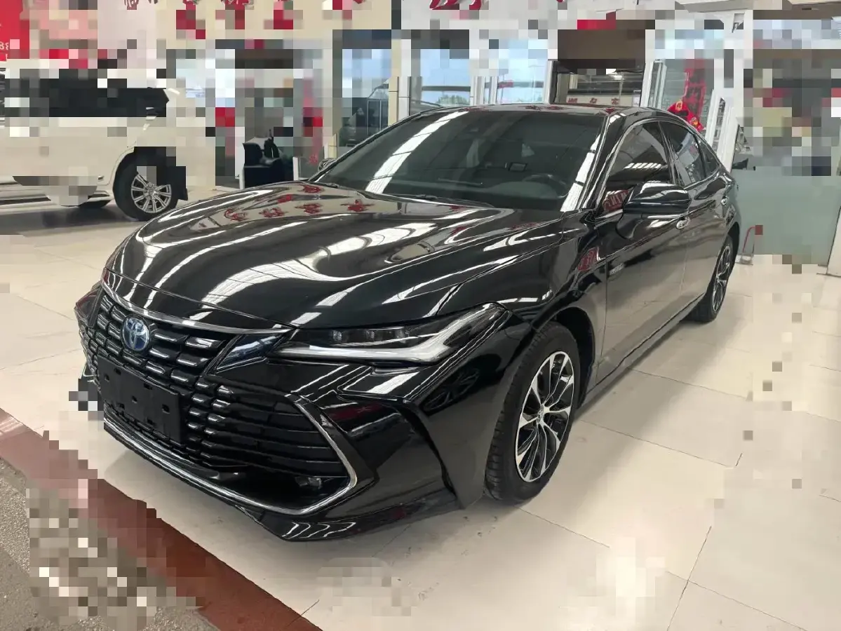 2022 Toyota Avalon 2.5L 178HP L4 E-CVT Hybrid