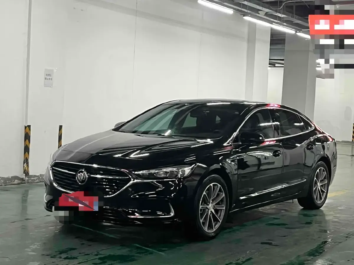 2022 Buick Larcosse 2.0T 237HP L4 9AT