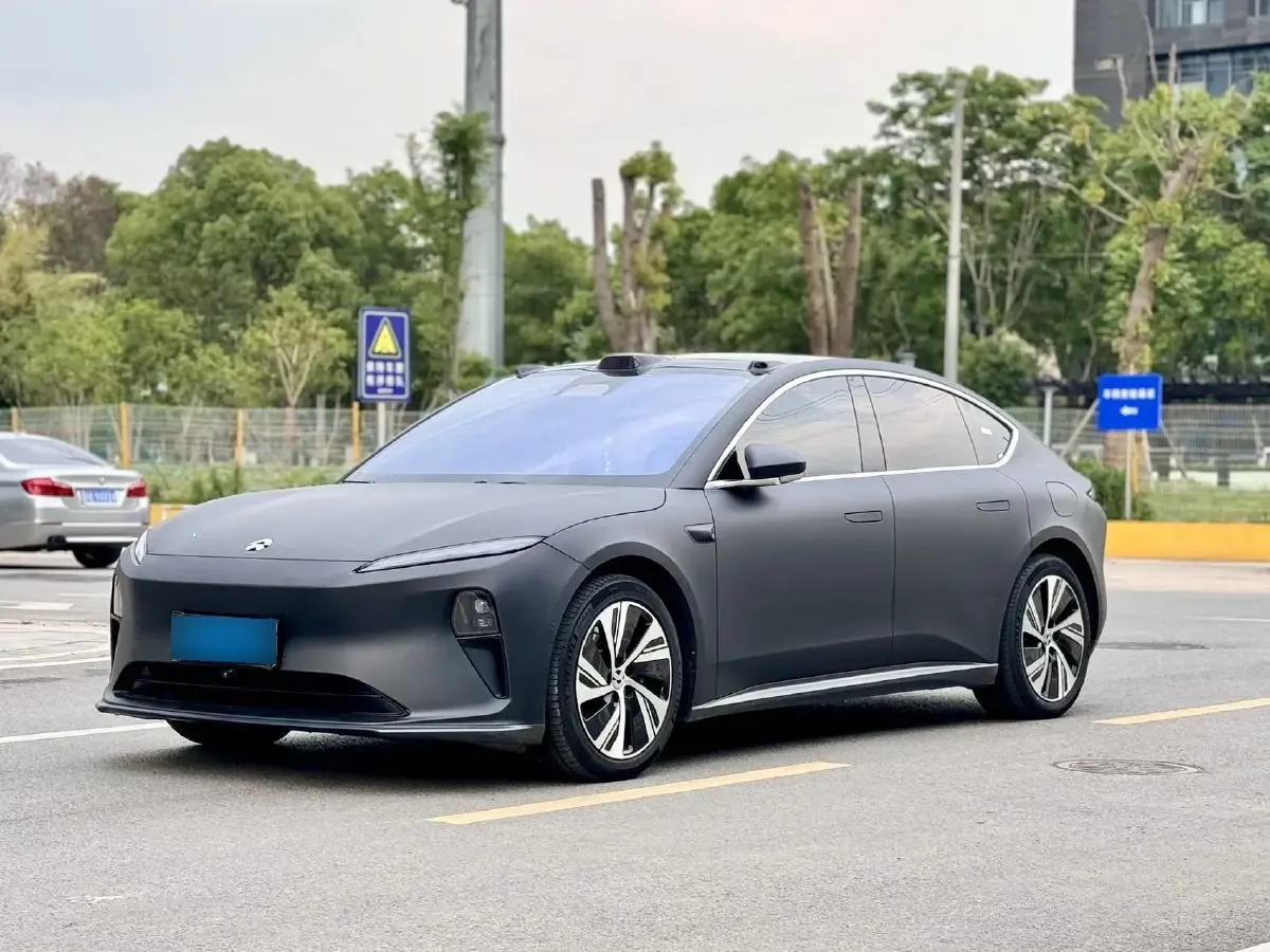 2022 NIO ET5 BEV 75KWH