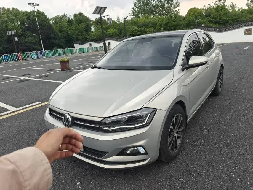 2019 Volkswagen Polo 1.5L 113HP L4 6AT