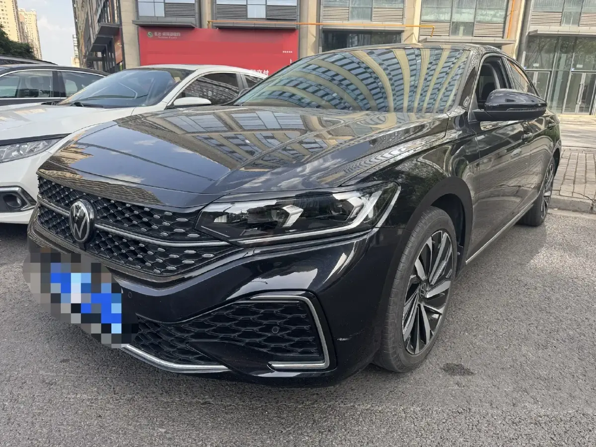 2022 Volkswagen Passat 2.0T 186HP L4 7DCT