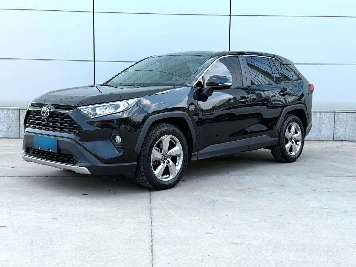 2021 Toyota RAV4 2.0L 171HP L4 CVT