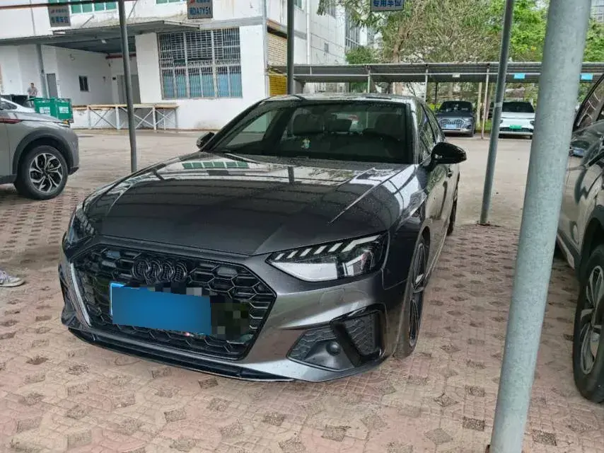 2024 Audi A4L 2.0T 245HP L4 7DCT