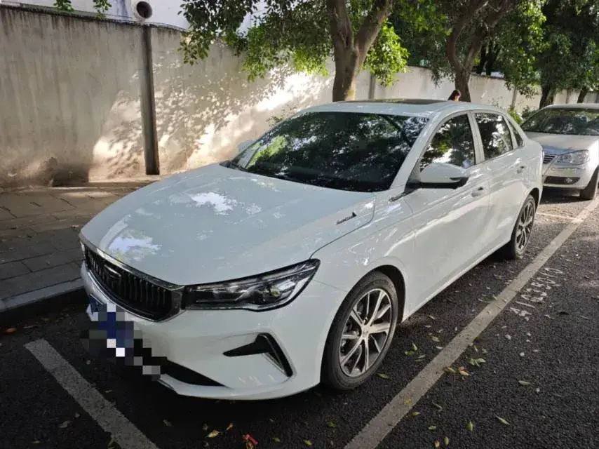 2022 Geely Emgrand L 1.4T 141HP L4 CVT