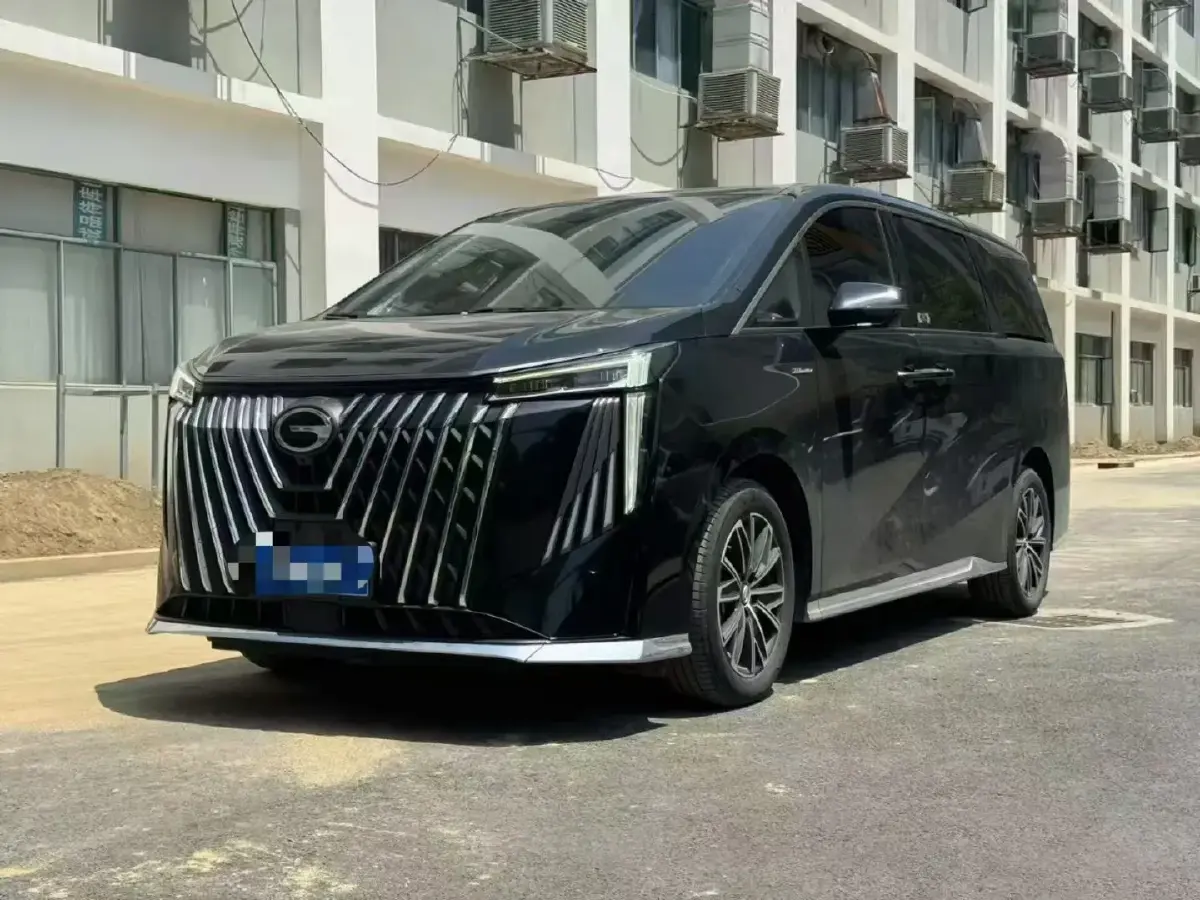 2023 GAC Trumpchi M8 2.0T 252HP L4 8AT