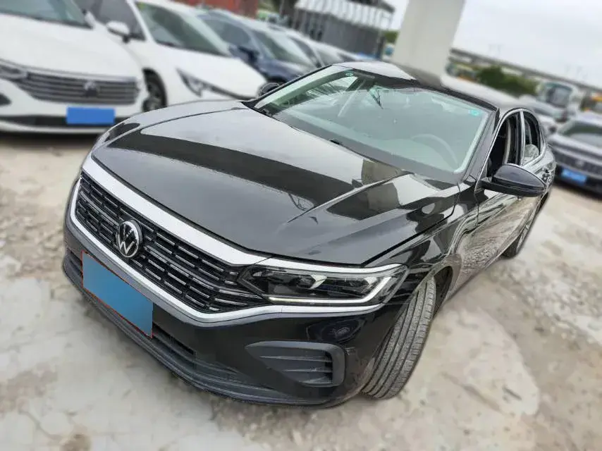 2022 Volkswagen Passat 1.4T 150HP L4 7DCT