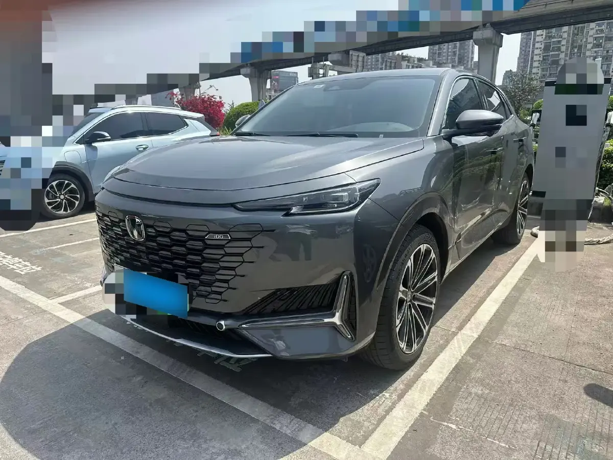 2023 ChangAn UNI-K iDD 1.5T 170HP L4 6TCT PHEV 28.39KWH
