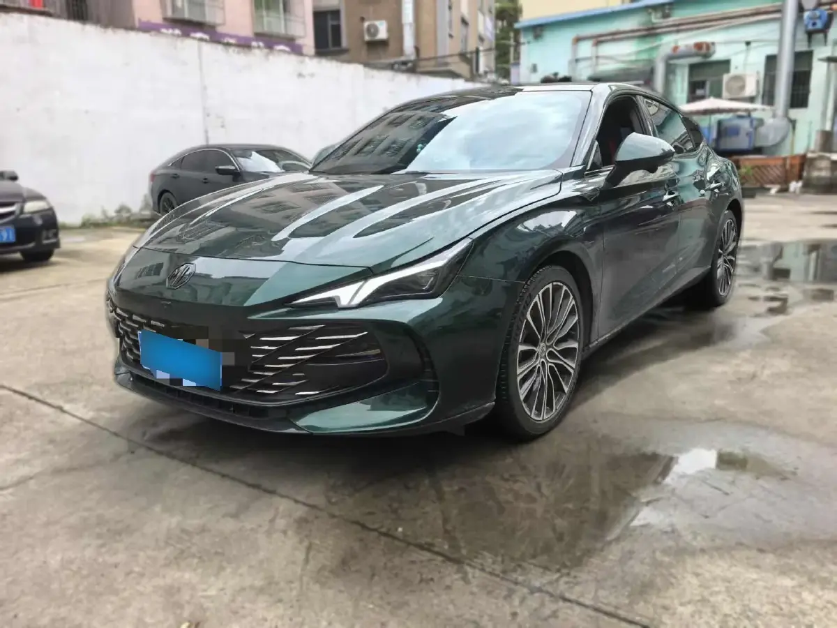 2023 MG 7 2.0T 261HP L4 9AT