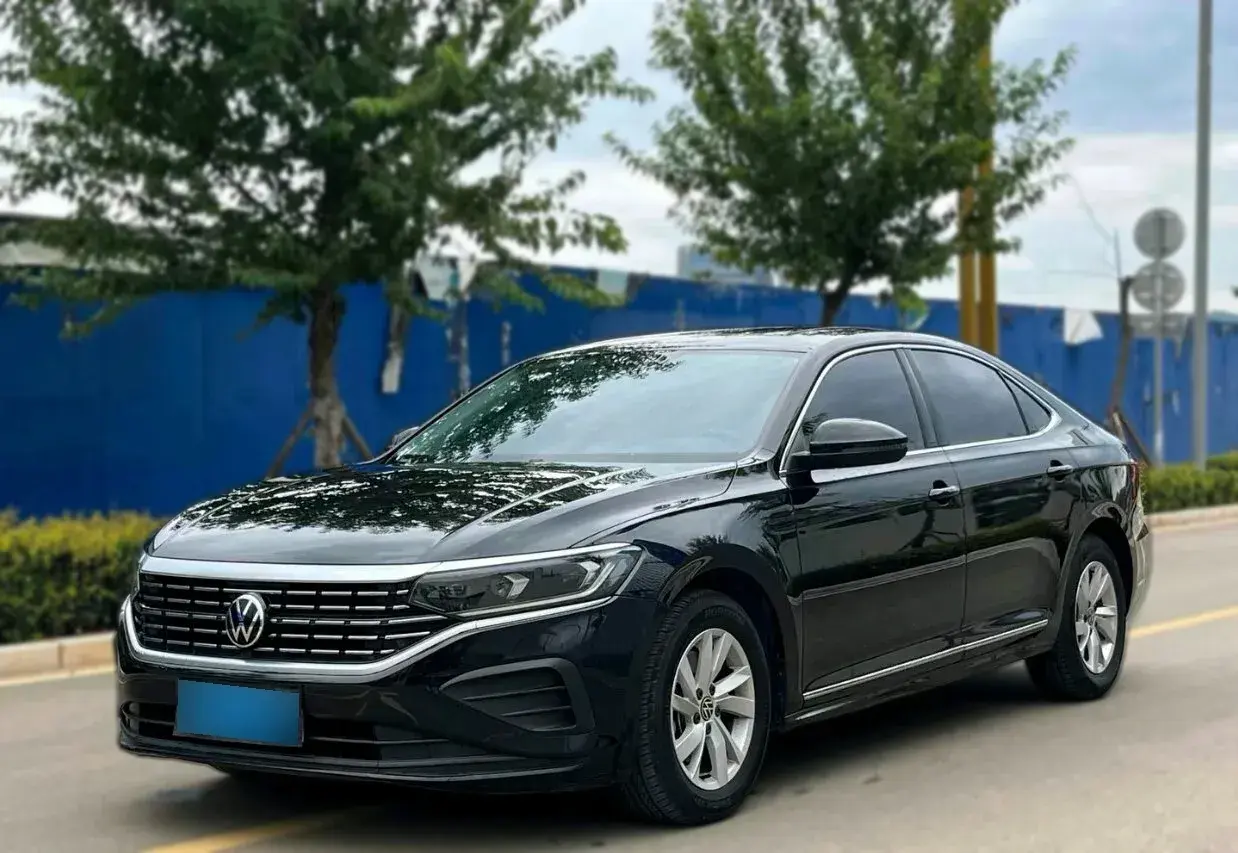 2022 Volkswagen Passat 1.4T 150HP L4 7DCT