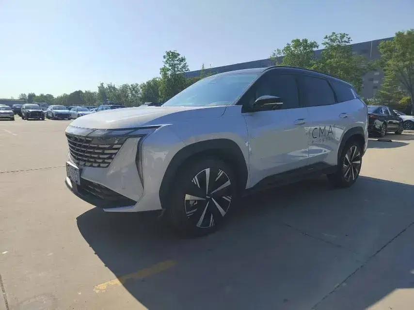 2024 Geely StarRay 1.5T 181HP L4 7DCT