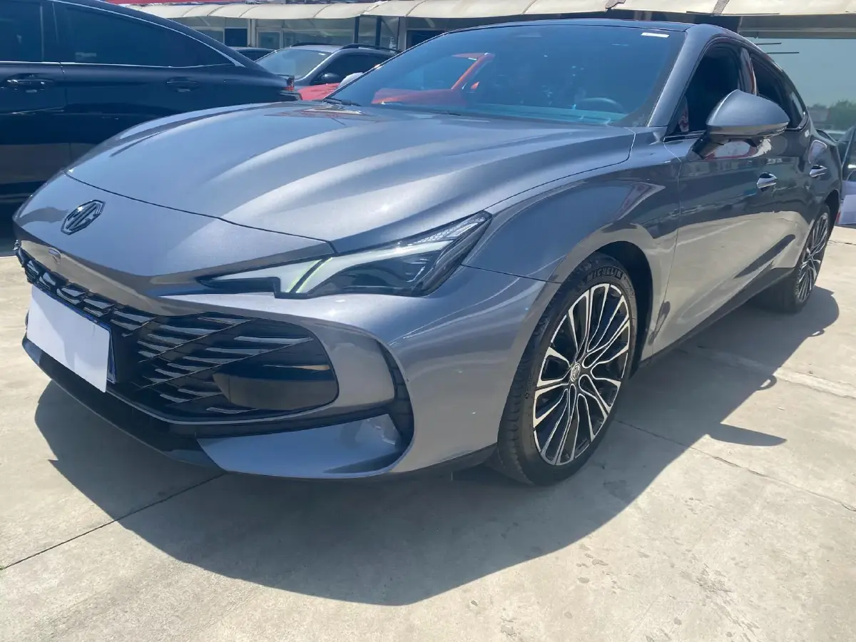 2023 MG 7 2.0T 261HP L4 9AT