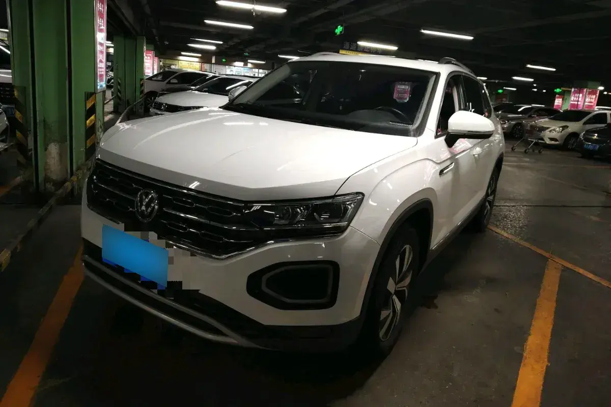 2022 Volkswagen Tayron 2.0T 186HP L4 7DCT