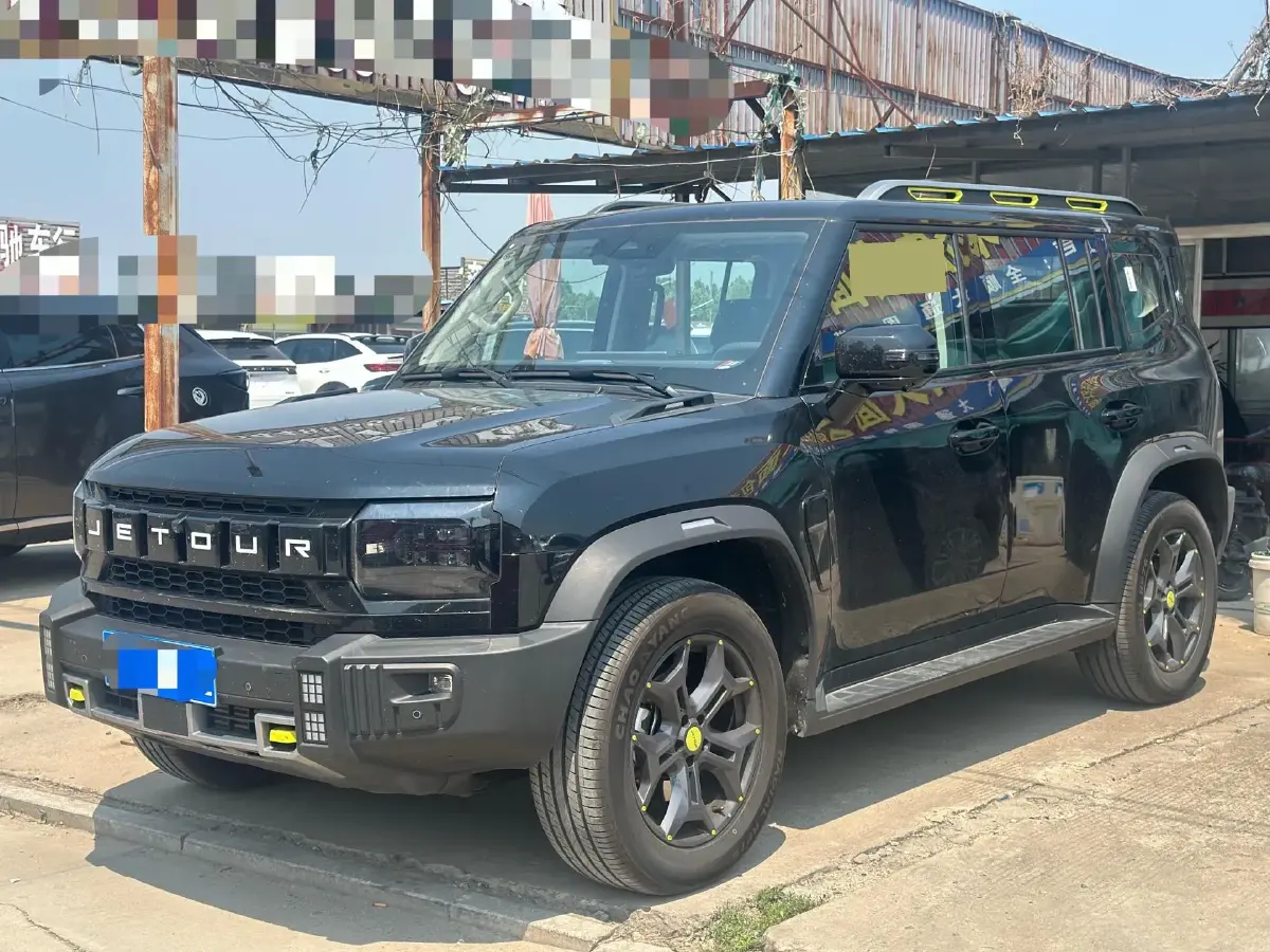 2023 Jetour Traveller 2.0T 254HP L4 7DCT