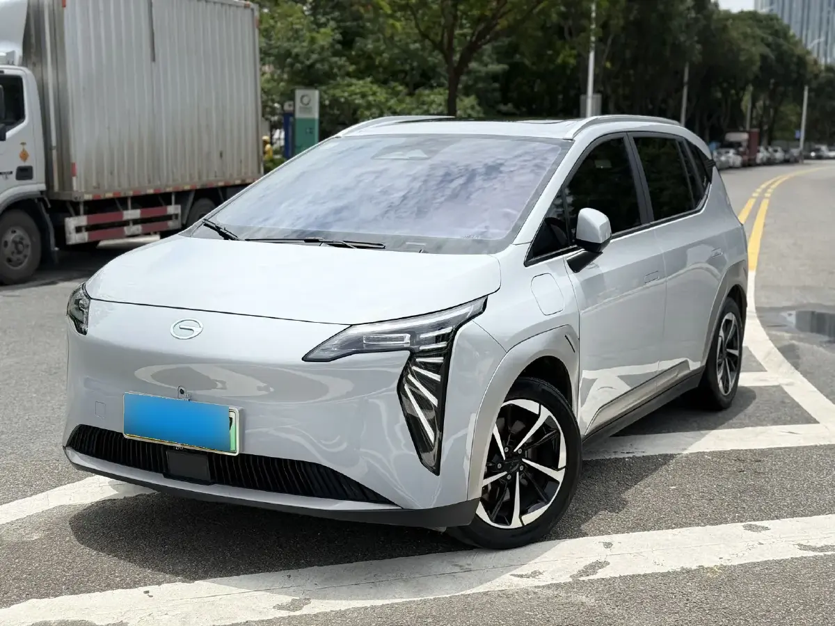 2023 Aion Y BEV 61.7KWH