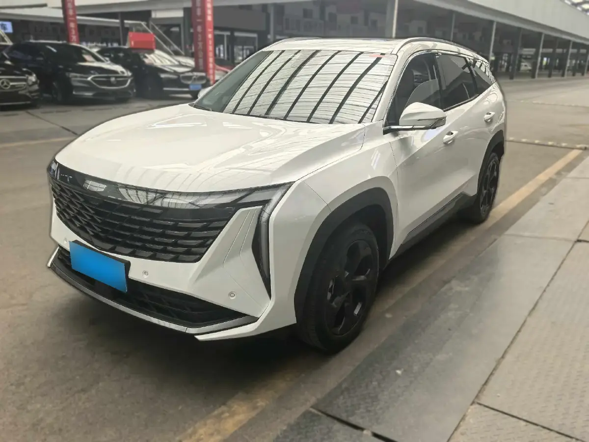 2023 Geely StarRay 1.5T 181HP L4 7DCT