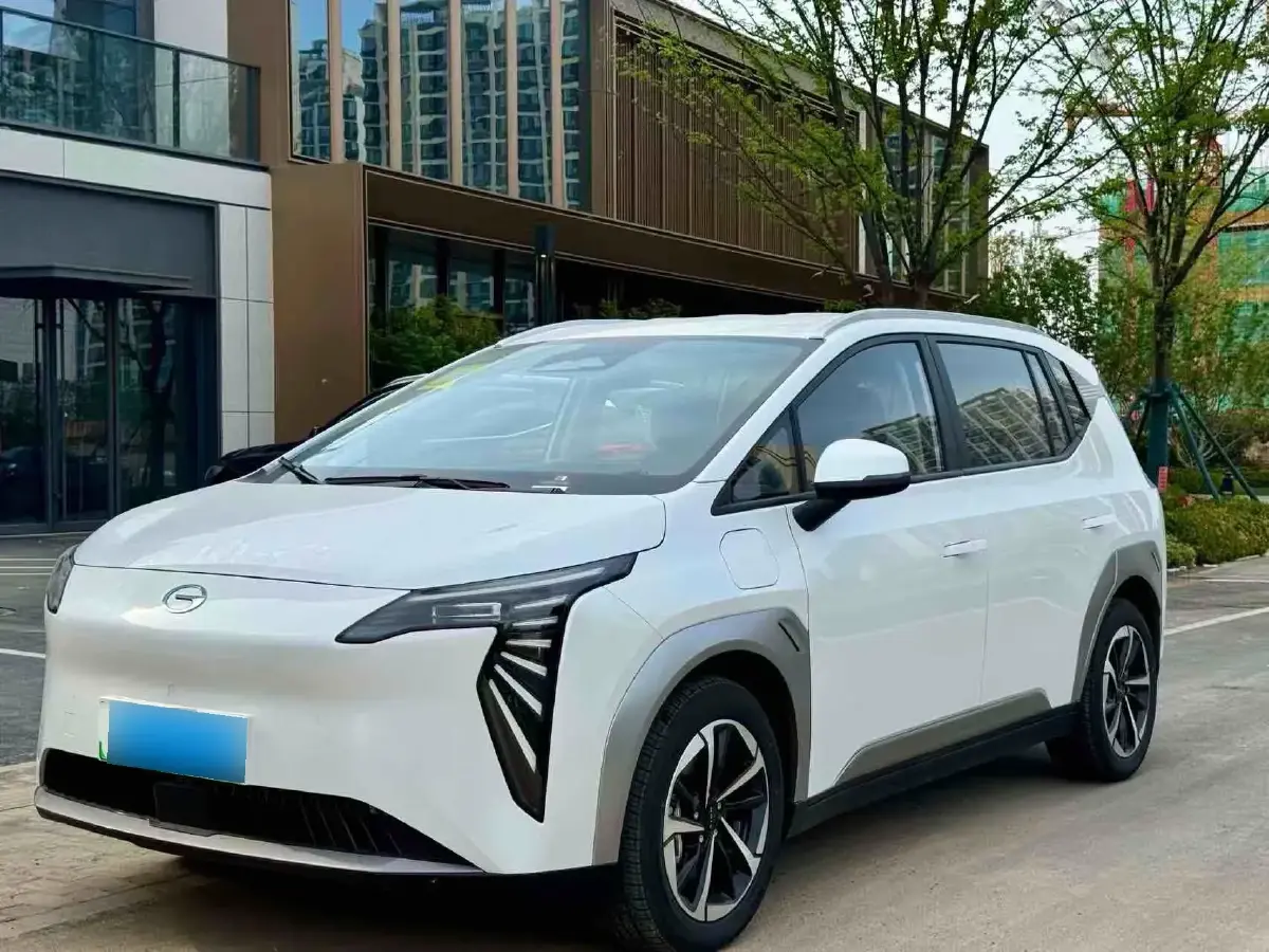 2025 Aion Y BEV 58.4KWH