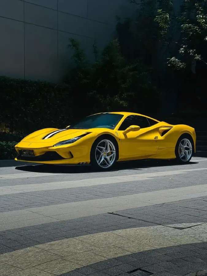 2019 Ferrari F8 3.9T 720HP V8 7DCT