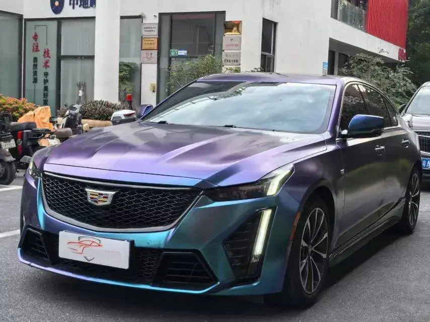 2022 Cadillac CT5 2.0T 237HP L4 10AT