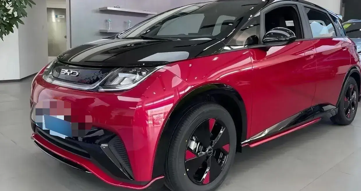 2023 BYD Dolphin BEV 44.928KWH