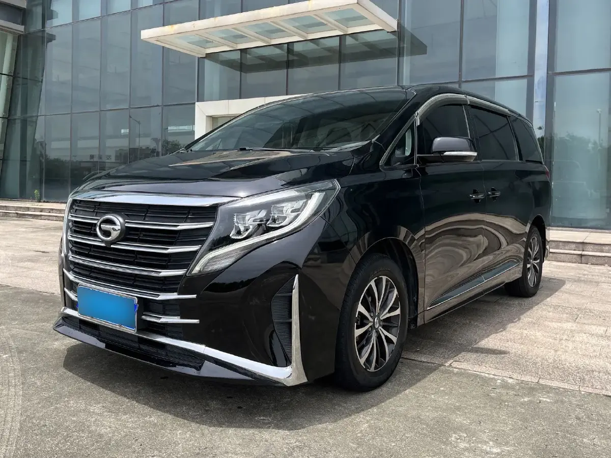2021 GAC Trumpchi M8 2.0T 252HP L4 8AT