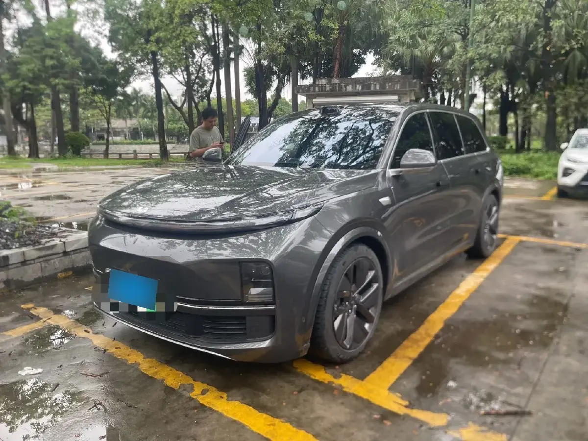 2022 Li L9 Range Extended 154HP REEV 42.6KWH