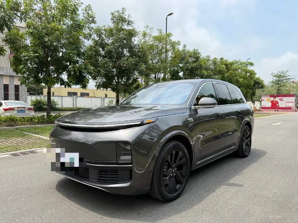 2023 Li L8 Range Extended 154HP REEV 40.9KWH