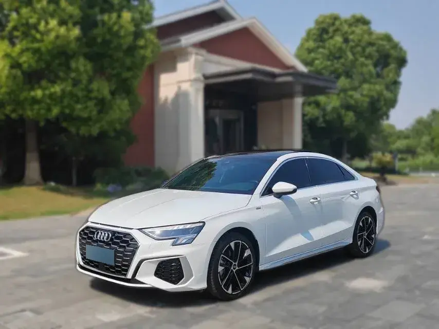 2023 Audi A3 1.4T 150HP L4 7DCT
